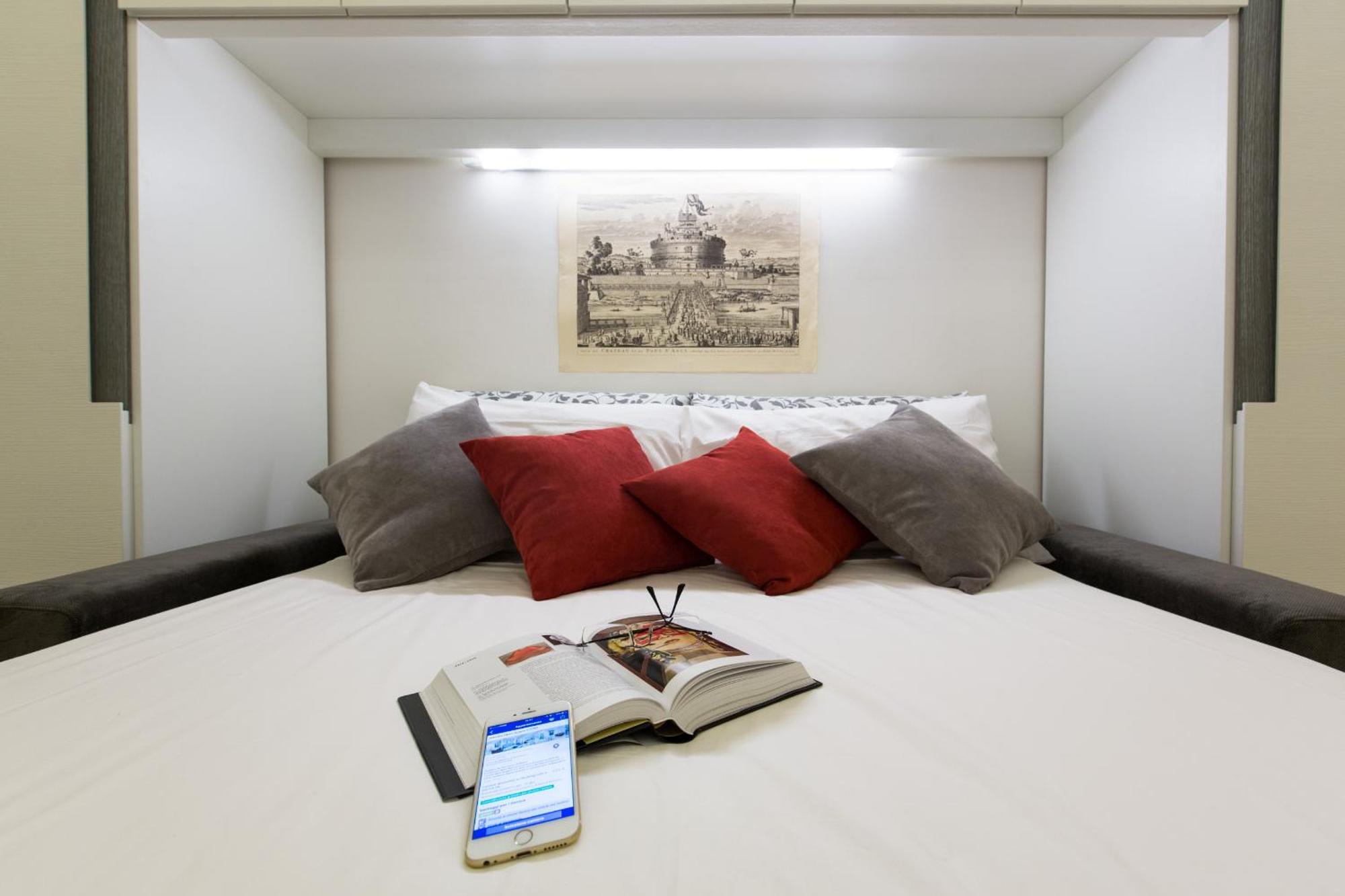 Navona Open Space Apart-hotel 4*